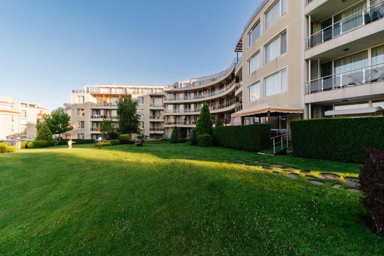 Apartments In Sunny Island Complex Chernomorets Esterno foto