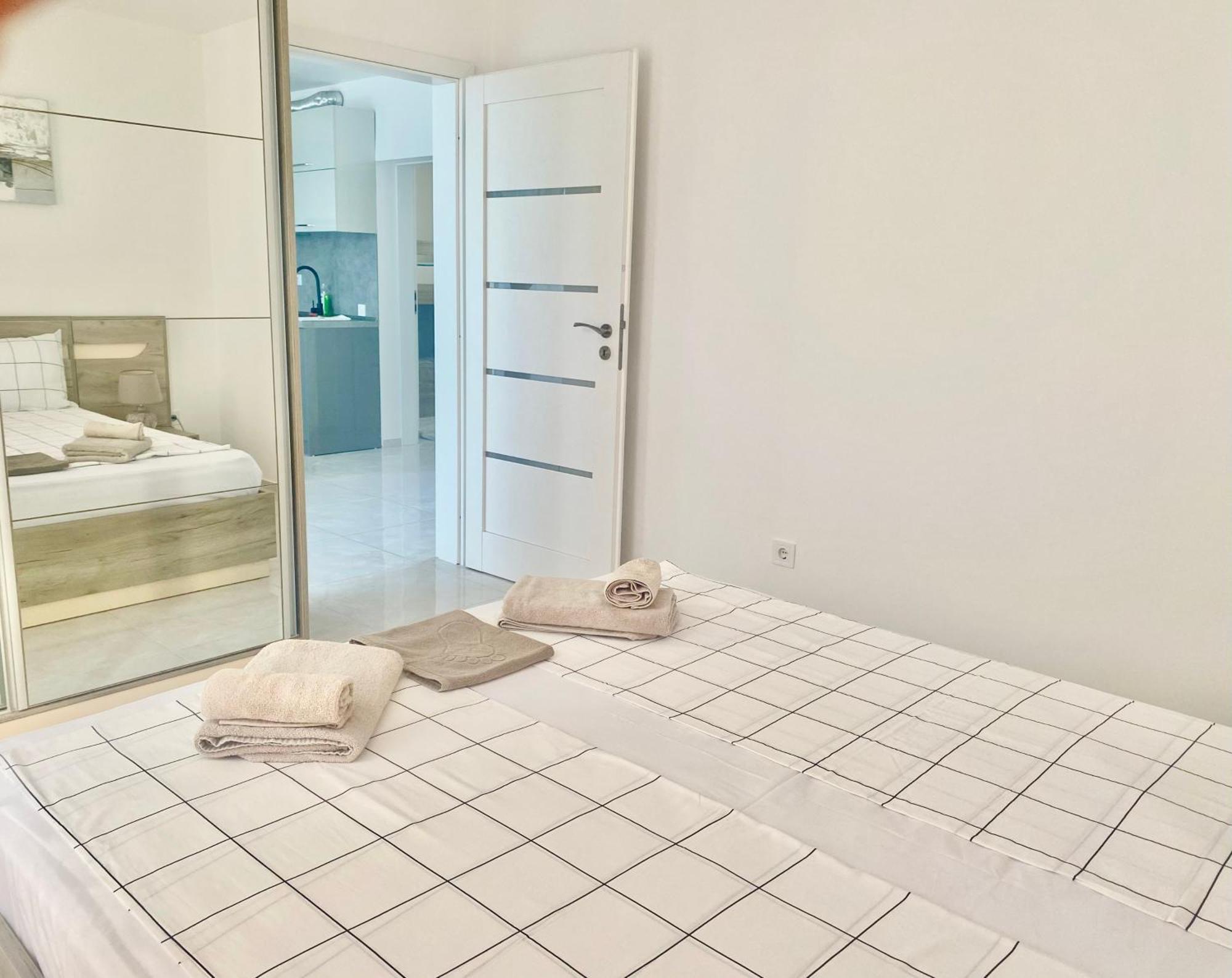 Apartments In Sunny Island Complex Chernomorets Esterno foto